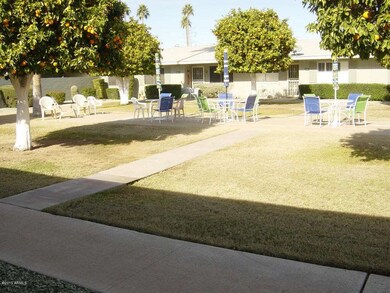 14028 N Thunderbird Blvd, Sun City, AZ 85351 - photo 5