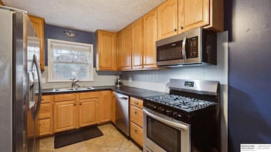 5438 Charles St, Omaha, NE 68132 - photo 2