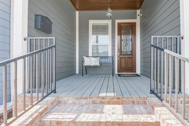 643 Rutland St, Houston, TX 77007 - photo 3