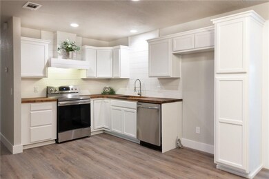 4 Bosworth Cir, Bella Vista, AR 72714 - photo 6