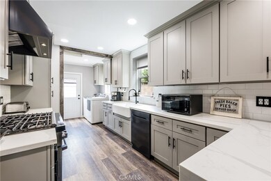 414 S Lamer St, Burbank, CA 91506 - photo 2