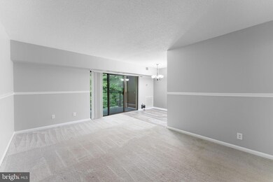 11645 Stoneview Square unit 11C, Reston, VA 20191 - photo 3