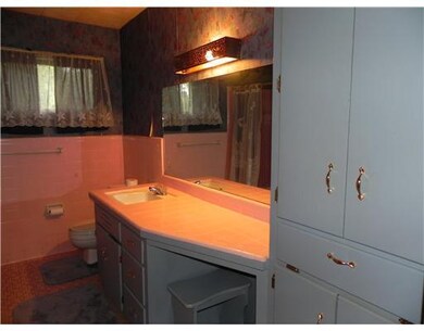Master Bath/Spa.