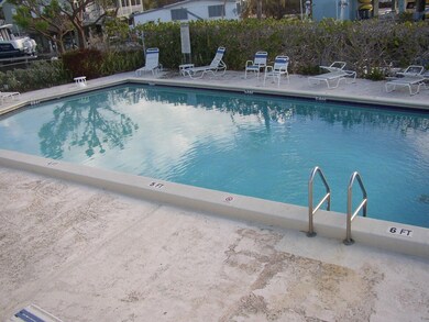 coral way 6