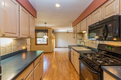 837 Maple Rd, Flossmoor, IL 60422 - photo 5