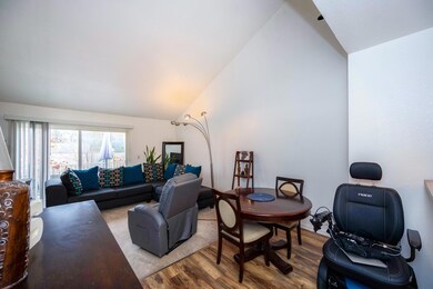 2120 Stone School Cir unit 26, Ann Arbor, MI 48108 - photo 6