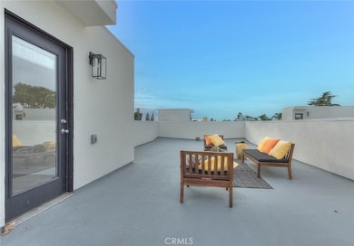 11726 Hamlin St, North Hollywood, CA 91606 - photo 5