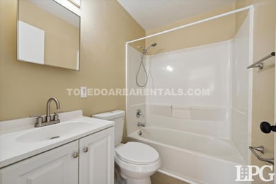 unlisted-address, Toledo, OH 43605 - photo 6