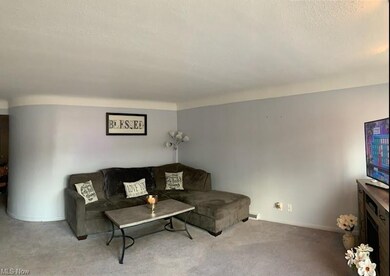 5420 Fairtree Rd, Bedford, OH 44146 - photo 7