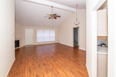 7854 Yellow Pine Dr, Houston, TX 77040 - photo 2