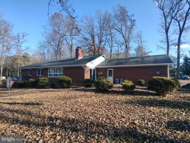 734 Martz Rd, Sykesville, MD 21784 - photo 6