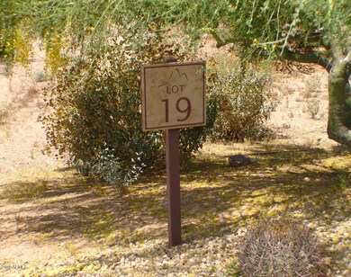 LOT 19 SIGN MARKER DSC06697