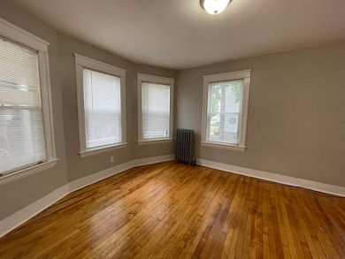 8 Fairbanks St unit 3, Worcester, MA 01610 - photo 2