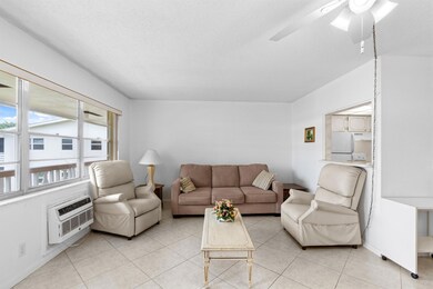 171 Windsor H, West Palm Beach, FL 33417 - photo 6