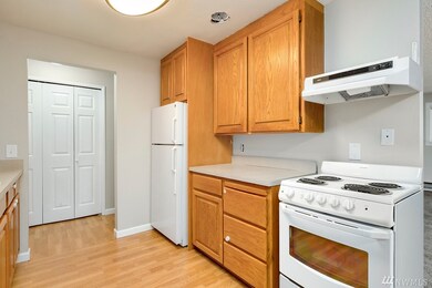 8303 212th St SW unit 5, Edmonds, WA 98026 - photo 7