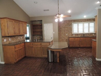 6468 N Cypress Ave, Odessa, TX 79764 - photo 2