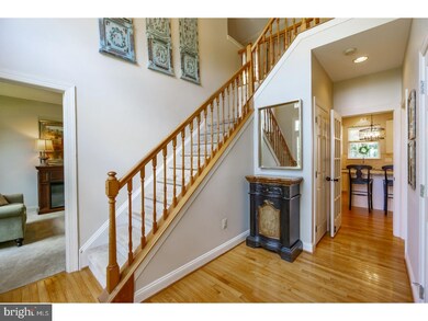 10 Woodsview Dr, Garnet Valley, PA 19060 - photo 2