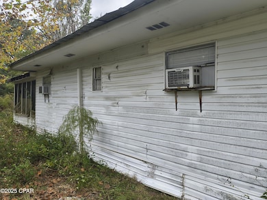 2611 Holmes Creek Rd, Vernon, FL 32462 - photo 5