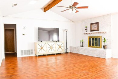 458 Point Ct, Weatherford, TX 76087 - photo 6