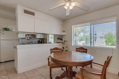 550 E Montebello