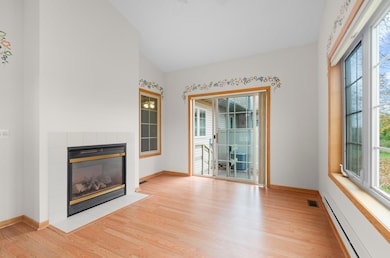 1212 Highridge Ct, Saint Paul, MN 55109 - photo 7