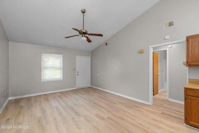 126 Windsor Ct, Jacksonville, NC 28546 - photo 7