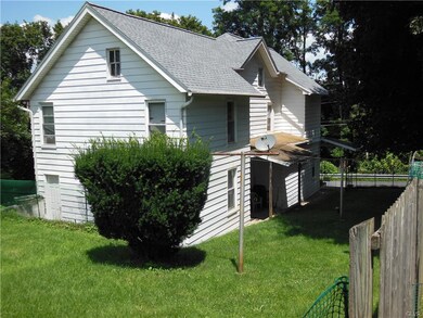 2008 N Lehigh Ave, Whitehall, PA 18052 - photo 2