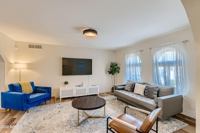 05 Living Room