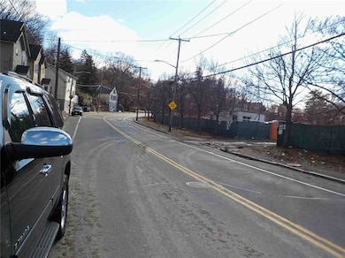 839 Manton Ave, Providence, RI 02909 - photo 3