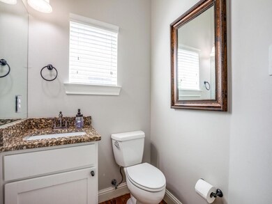 1723 Lewis Ct, Dallas, TX 75206 - photo 4