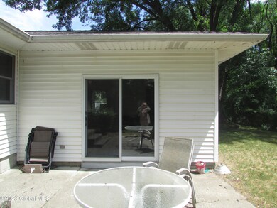 17 Frantone Ln, Albany, NY 12211 - photo 4