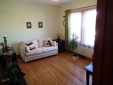 1585 Whitcomb Ave, Des Plaines, IL 60018 - photo 5