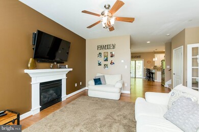 905 Middle Rd, Middle River, MD 21220 - photo 4