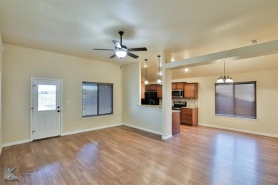 335 Foxtrot Ln, Abilene, TX 79602 - photo 6