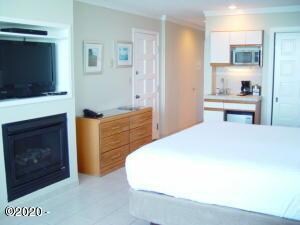 Room #930