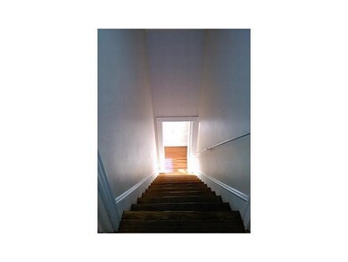 13 Canonicus Ave unit 2, Newport, RI 02840 - photo 2