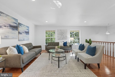 10196 Red Spruce Rd, Fairfax, VA 22032 - photo 6