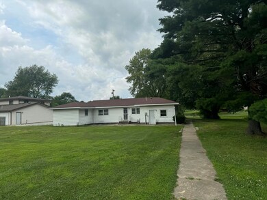 512 W 400 S, La Porte, IN 46350 - photo 2