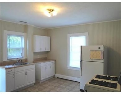 107 Pond St unit 2, Waltham, MA 02451 - photo 2