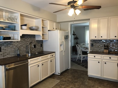 2143 River Chase Dr, Murfreesboro, TN 37128 - photo 3