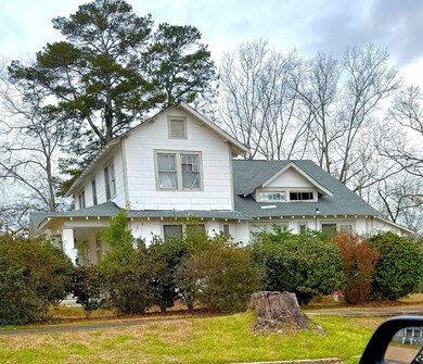 116 5th Ave, McComb, MS 39648 - photo 2