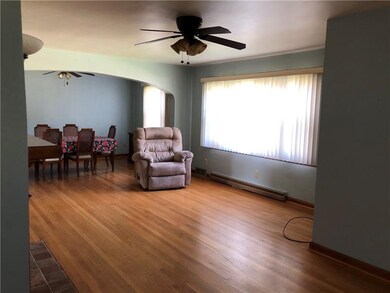Gorgeous H/W floors have been refinished to perfec