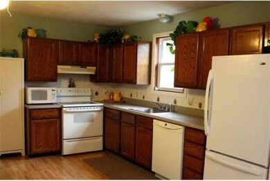 19 Woodridge Rd, Monson, MA 01057 - photo 2