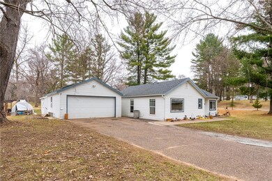 3514 Riverview Dr, Eau Claire, WI 54703 - photo 2