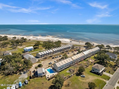 548 W Beach Blvd unit 117, Long Beach, MS 39560 - photo 2