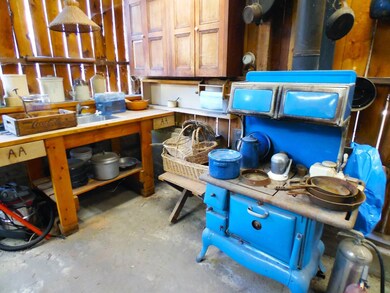 05 Barn Kitchen 1