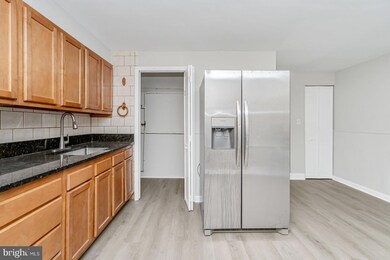 2411 Harriet Ave, Baltimore, MD 21230 - photo 2