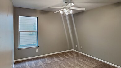 10814 W Jewel Bend Ln, Houston, TX 77075 - photo 7