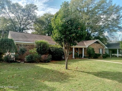 701 W Gresham St, Indianola, MS 38751 - photo 4