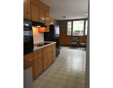 16 Locust St unit 18, Lynn, MA 01904 - photo 2